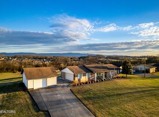 3526 Ridgeway Trl, Maryville, TN 37801