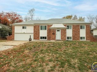 3013 SW Atwood Ave, Topeka, KS 66614