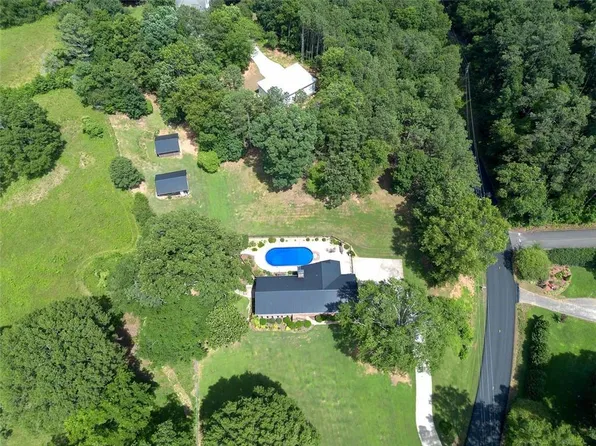 408 Mac Johnson Rd NW, Cartersville, GA 30121