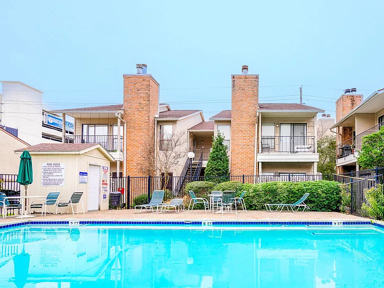 1818 Augusta Dr #27 — Photo 27