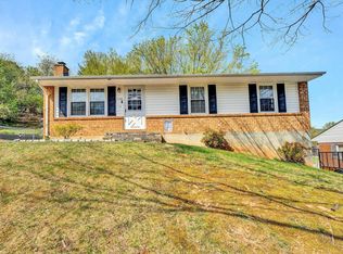 126 Chivas Dr, Roanoke, VA 24019
