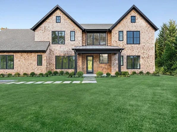 https://photos.zillowstatic.com/fp/960b08055a4906c47cba1cc85b1e48b0-p_e.webp
