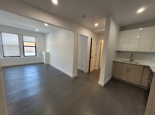 11 Peterborough St APT 3, Boston, MA 02215