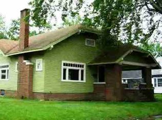 469 1st St NW, Linton, IN 47441