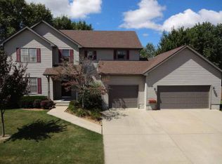319 Dover Dr, Chatham, IL 62629