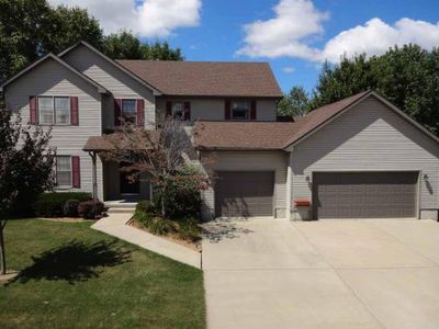 319 Dover Dr, Chatham, IL, 62629