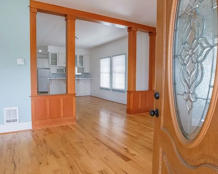 402 S Main St #A — Photo 5