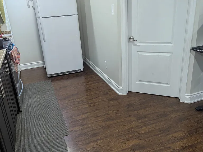 1211 Clifford Point #BASEMENT — Photo 7