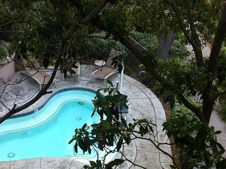 835 Huntington Garden Dr #A — Photo 48