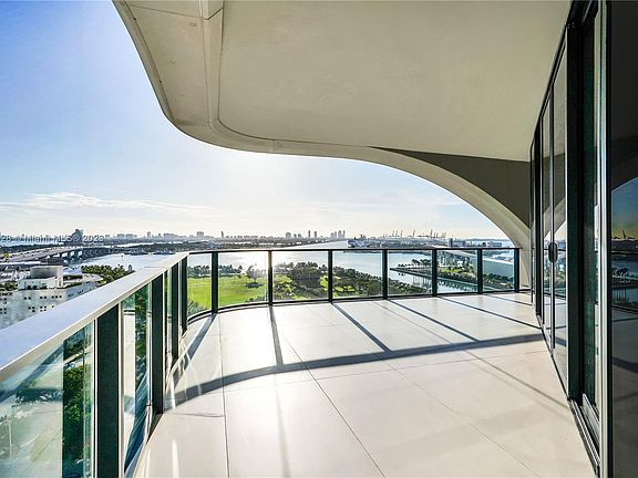 2nd image of 1000 Biscayne Blvd Unit 1602
