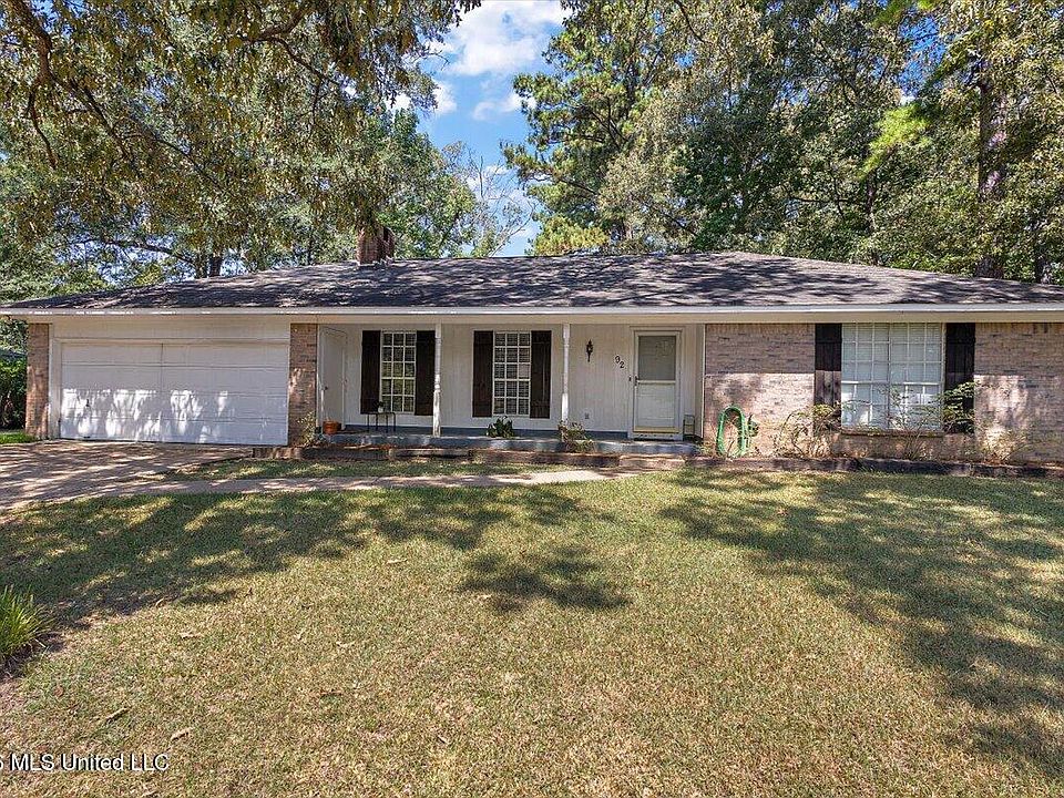 1st image of 92 Wild Grove Pl