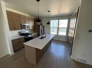 7607 S Bear Gulch Rd #7607, West Jordan, UT 84081