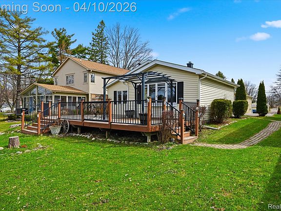 3rd image of 6115 Mabley Hill Rd