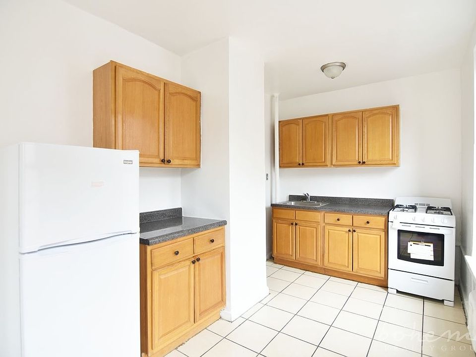 2nd image of 303 W 154th St APT 6D