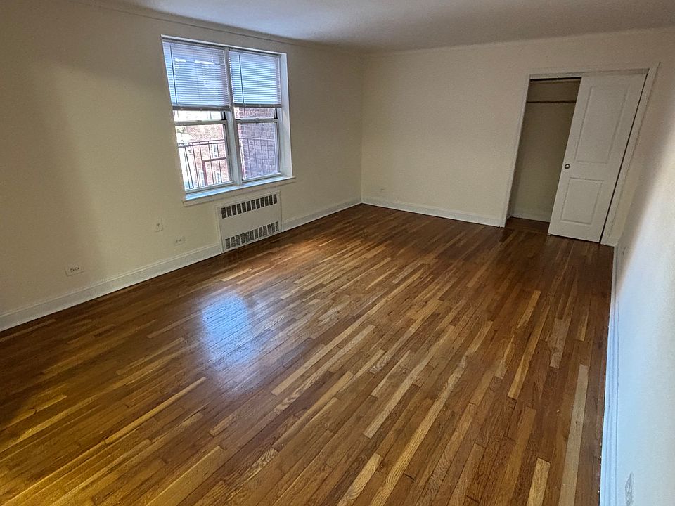 1st image of 17220 Highland Ave #3K