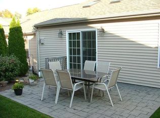 902 Red Oak Trl, Lexington, OH 44904