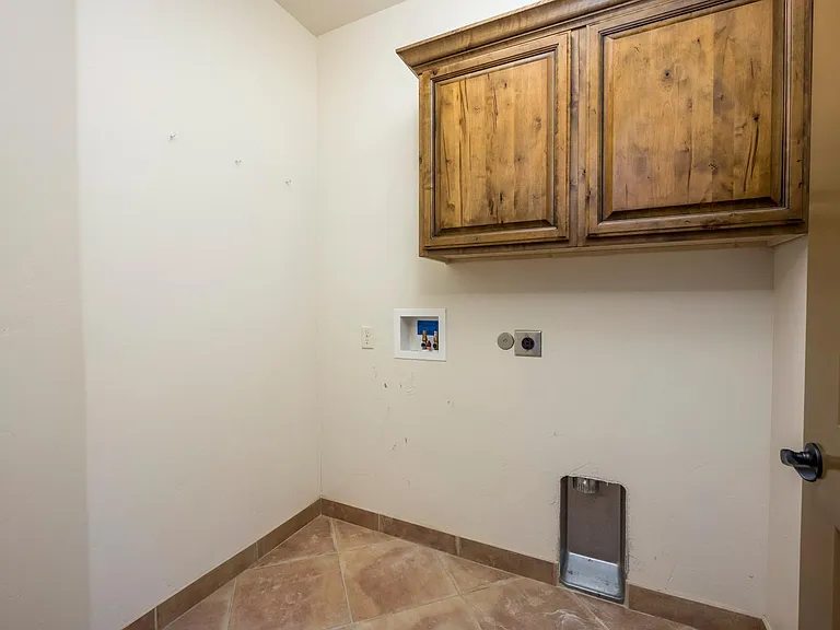 3685 Santa Marcella Ave — Photo 23