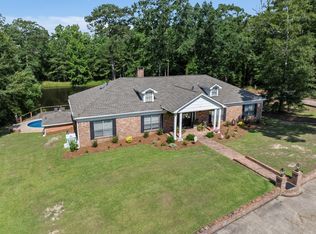 725 Hillcrest Loop, Petal, MS 39465