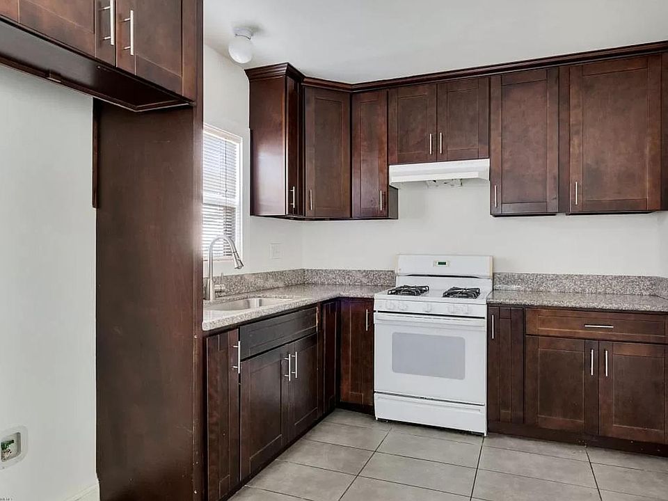 1st image of 480 W 18th St APT 5