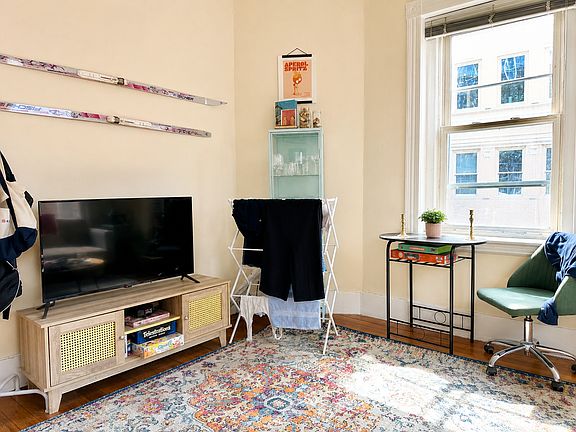 3rd image of 106-108 Myrtle St #8A