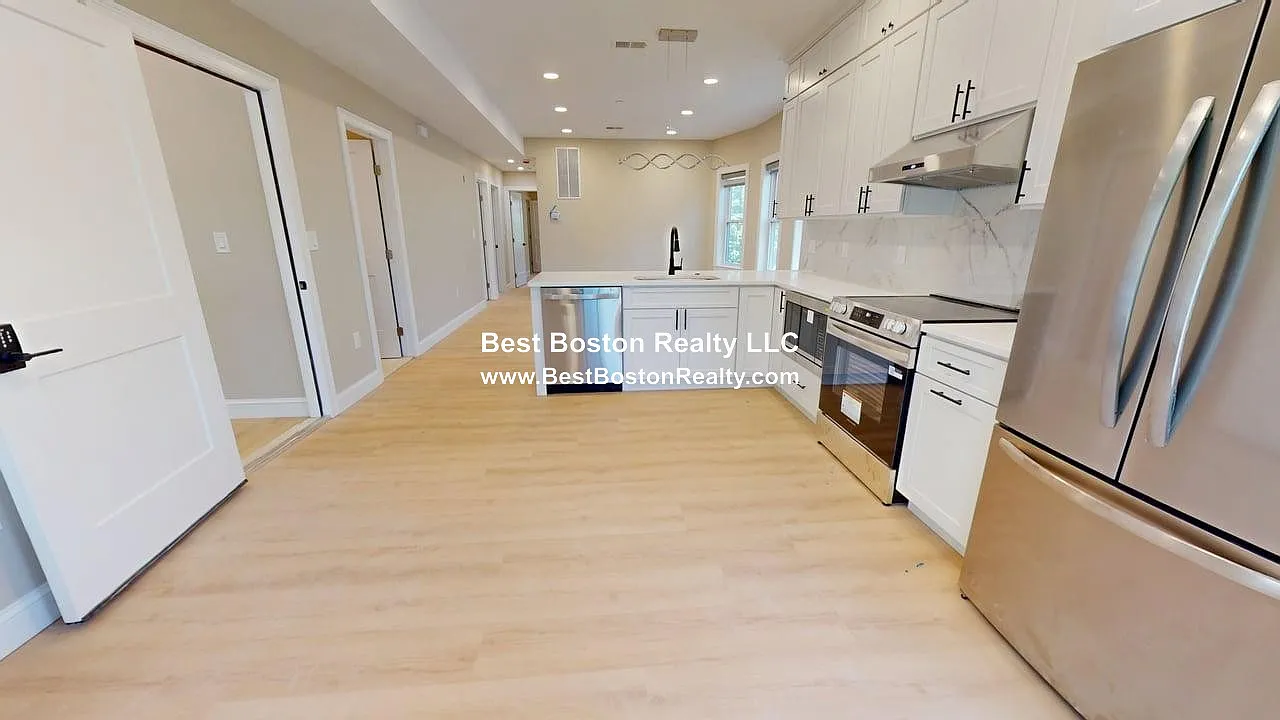 3 bed, 2.0 bath, 1215 sqft, $4,500 — Photo 2