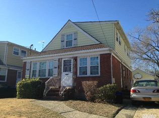 32 Putnam Ave, Valley Stream, NY 11580