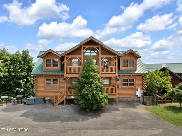 2035 Mikey St, Sevierville, TN 37876