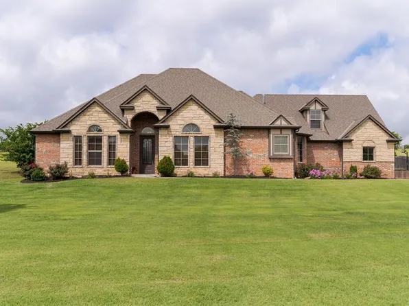 3525 Abby Ln, Newcastle, OK 73065