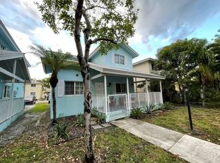 325 NW 19th Ln, Miami, FL 33136