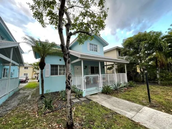 325 NW 19th Ln, Miami, FL 33136