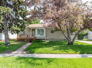 1822 6th Ave S, Fargo, ND 58103
