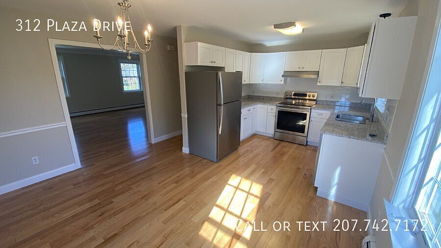 1st image of 312 Plaza Dr