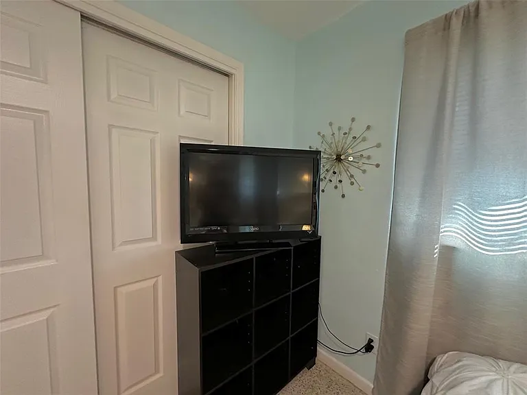 3605 Iroquois Ave — Photo 24