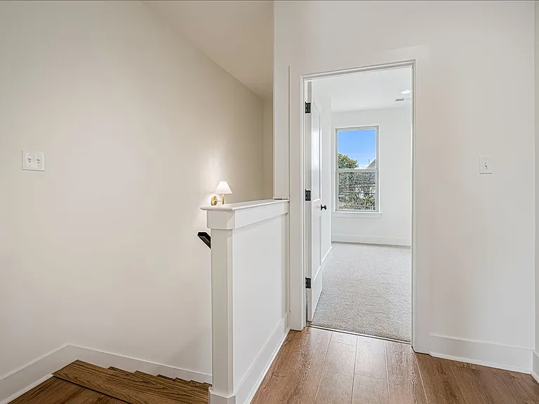 5472 Park Ave — Photo 12