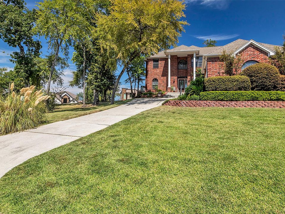 1st image of 12319 Pebble View Dr