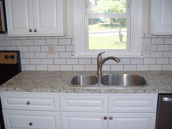 4th image of 1300 Ironville Pike