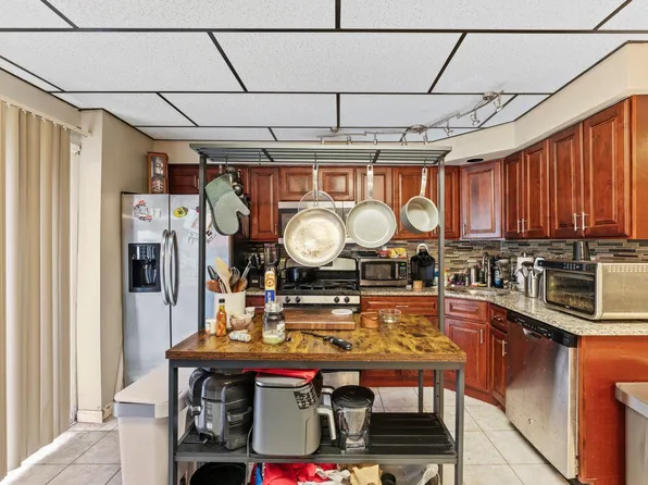 17 Acorn Drive image 26 of 45