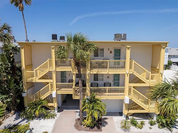 2nd image of 708 Gulf Blvd APT D