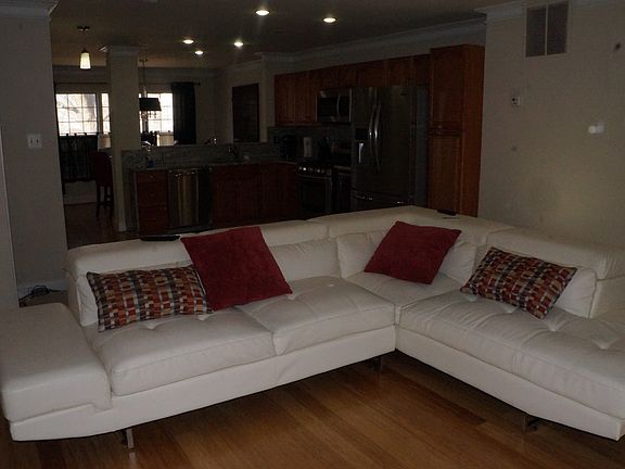 4th image of 5623 Gosling Dr