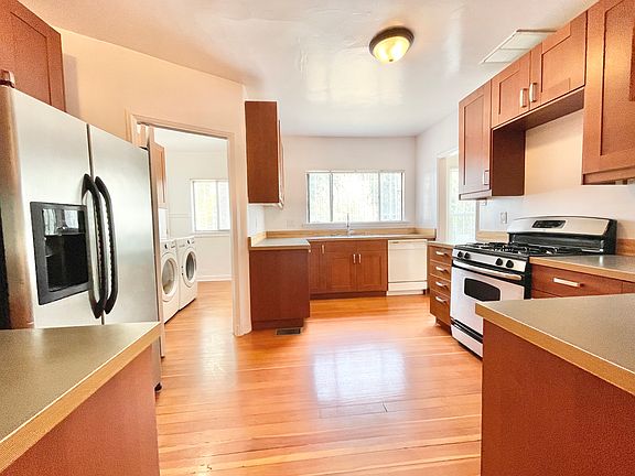 3rd image of 500 N Alta Vista Blvd #500