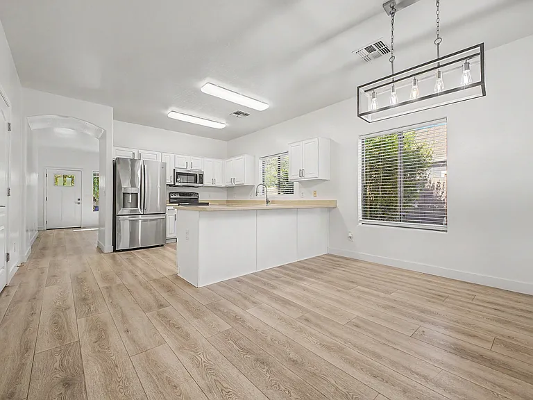 3533 E Joseph Way — Photo 14