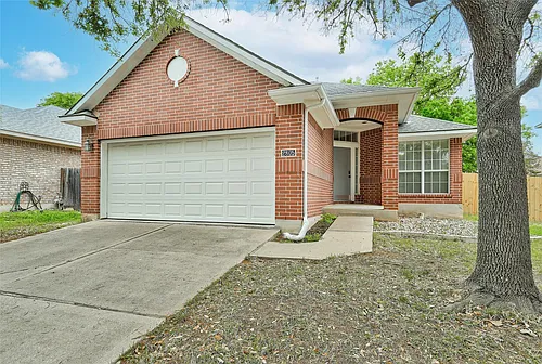 2805 Pioneer Way Photo 1