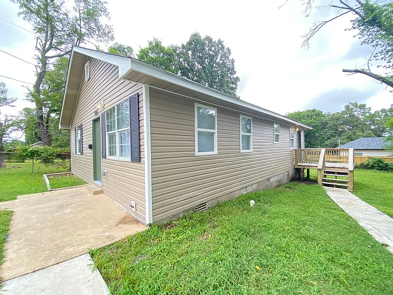 4415 W Charles Bussey Ave — Photo 4