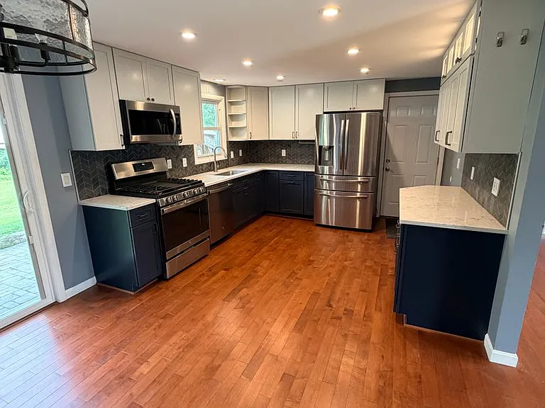 5561 Imperia Ln — Photo 18