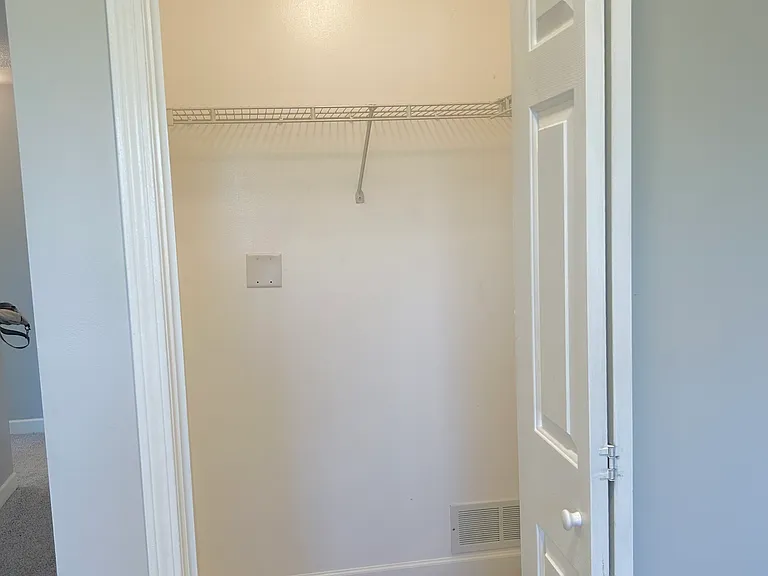 811 Burr Oaks Dr #1305 — Photo 15