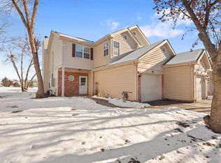 1415 Fairway Dr, Glendale Heights, IL 60139