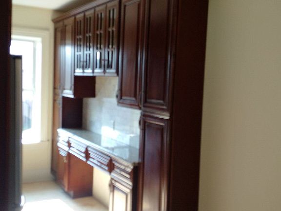 4th image of 2831 48th St APT 3