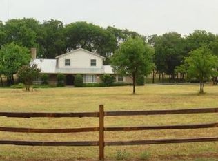 327 E Little Creek Rd, Cedar Hill, TX 75104
