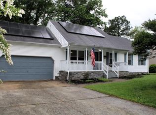 1116 Cherrytree Ln, Chesapeake, VA 23320