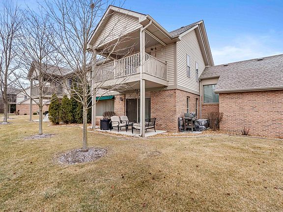 3rd image of 11035 Beacon Ct